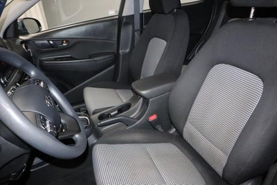 2022 Hyundai KONA SE