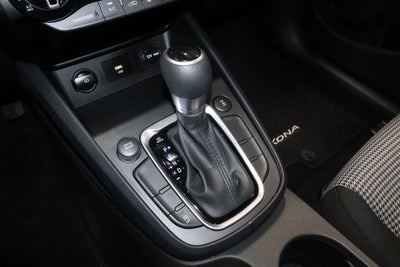 2022 Hyundai KONA SE