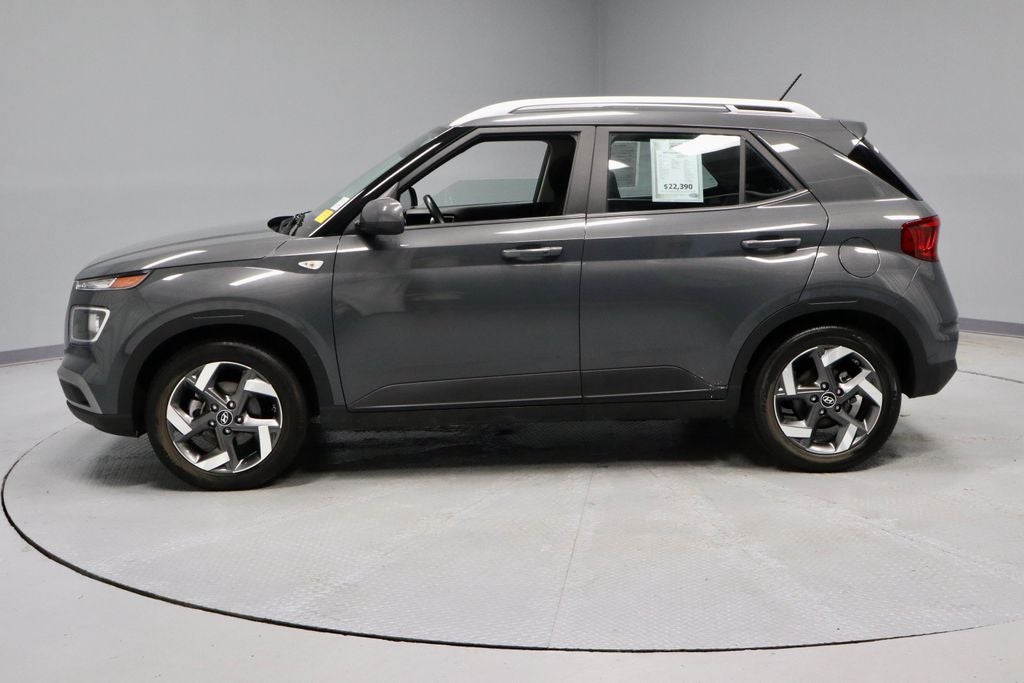 2025 Hyundai VENUE SEL