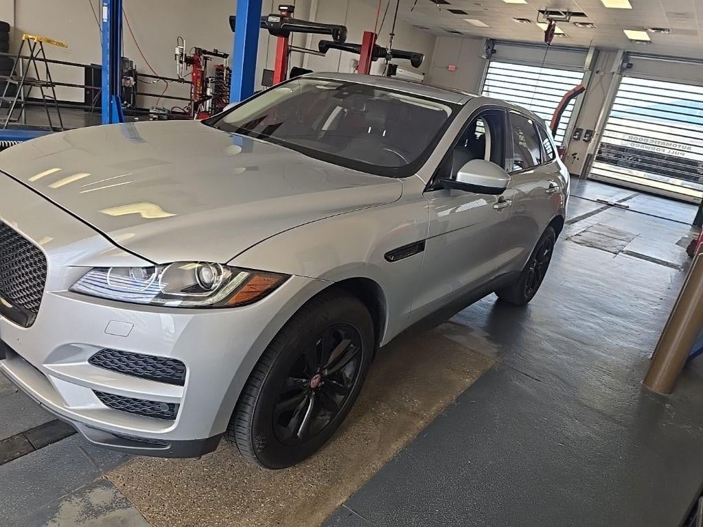 2017 Jaguar F-PACE 35t Premium