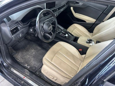 2017 Audi A4 Season of Audi Premium