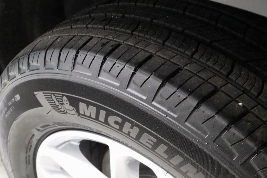 2024 Jeep Grand Cherokee Laredo X 4x4