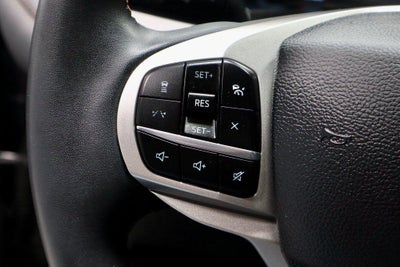 2025 Ford Explorer Active 4WD