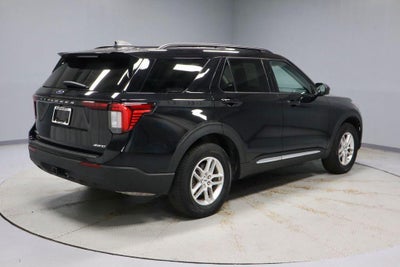 2025 Ford Explorer Active 4WD
