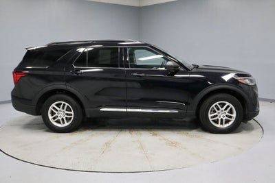 2025 Ford Explorer Active 4WD