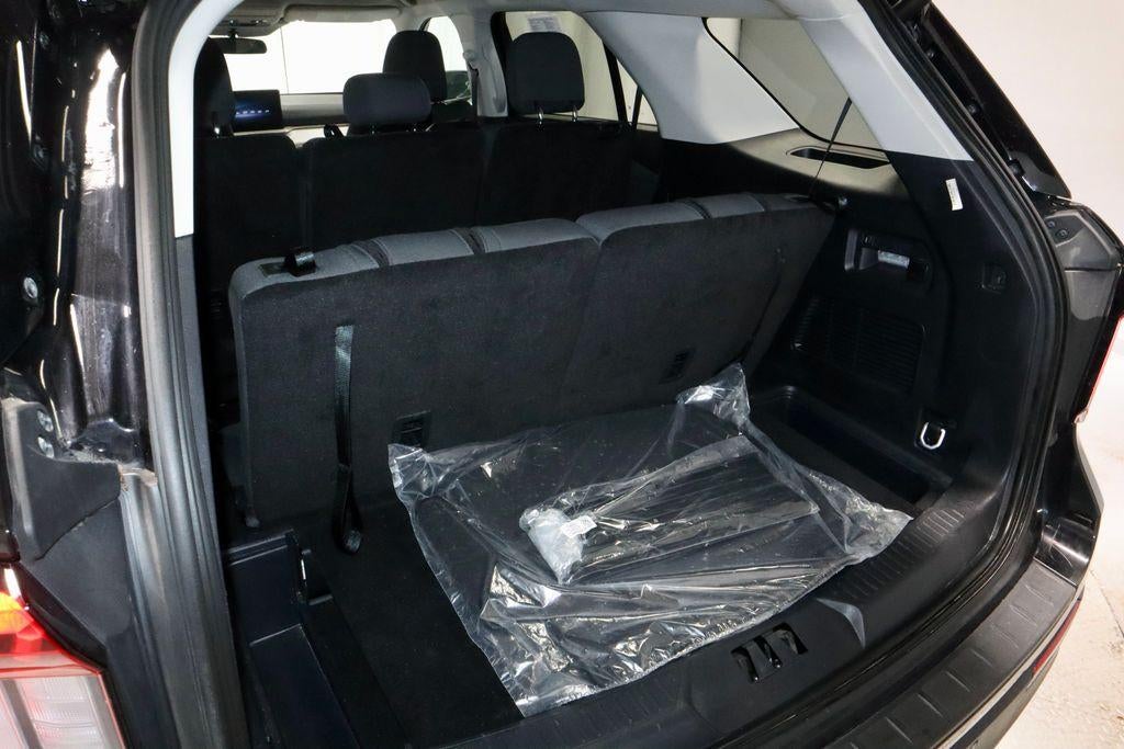 2025 Ford Explorer Active 4WD