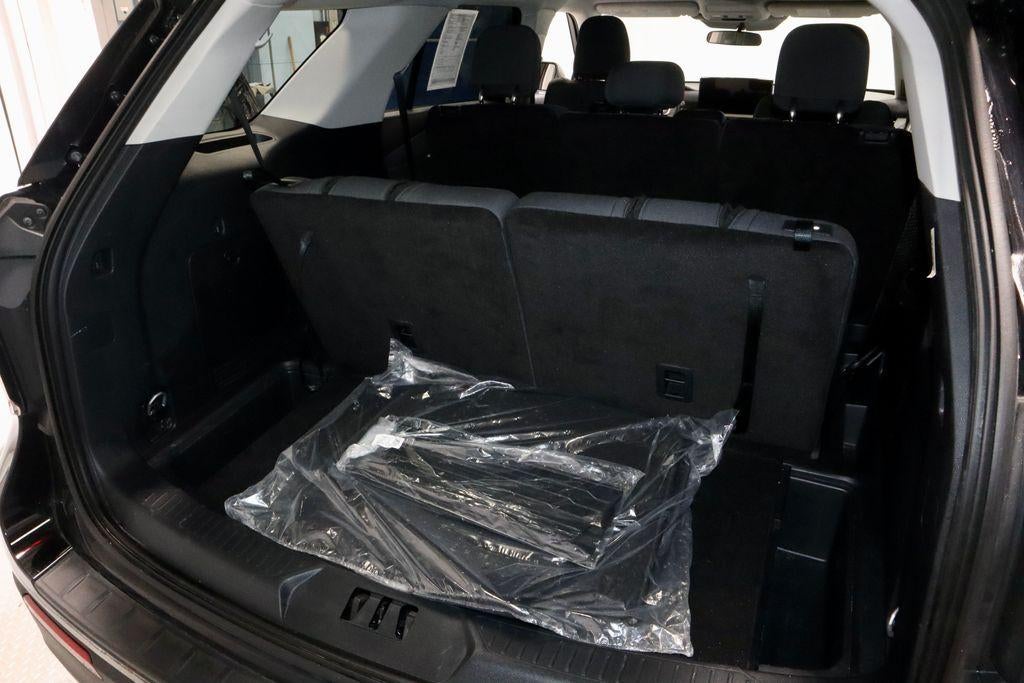 2025 Ford Explorer Active 4WD