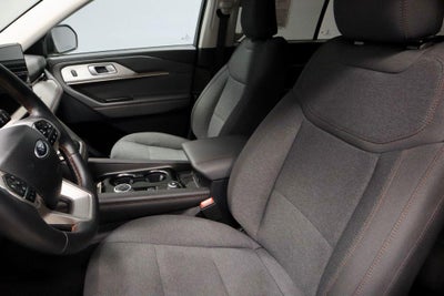 2025 Ford Explorer Active 4WD