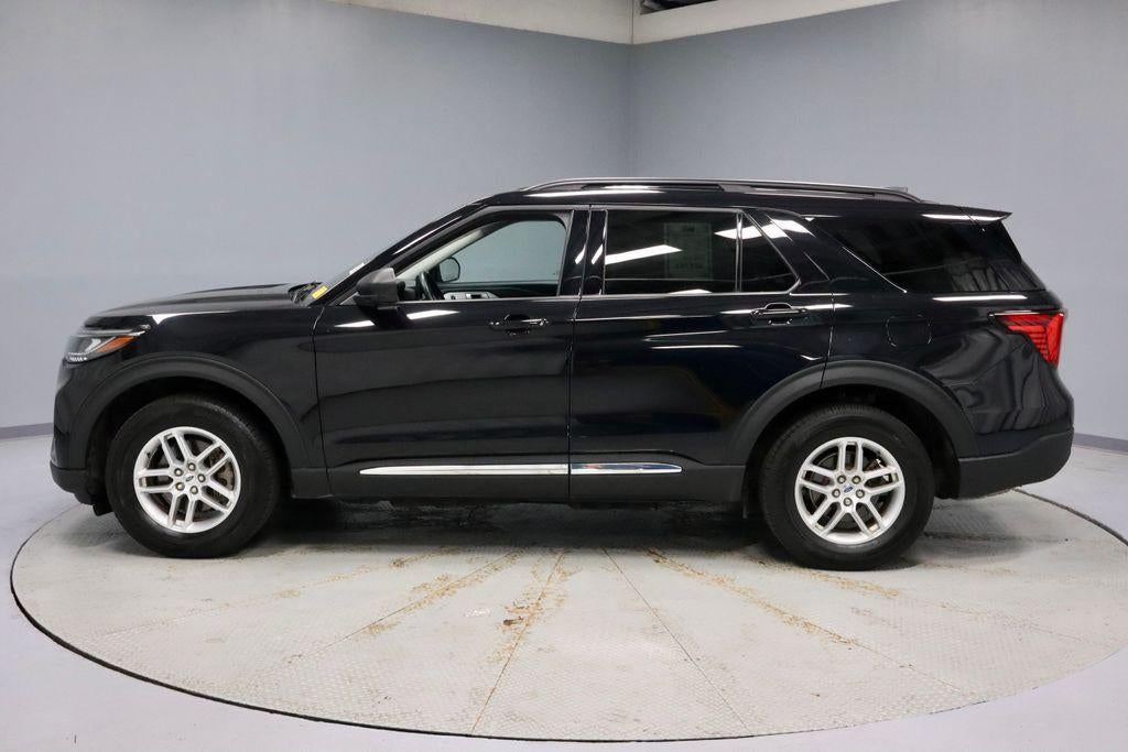 2025 Ford Explorer Active 4WD