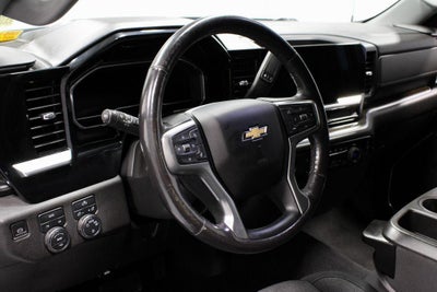 2022 Chevrolet Silverado 1500 Crew Cab Short Box 4-Wheel Drive LT 2FL