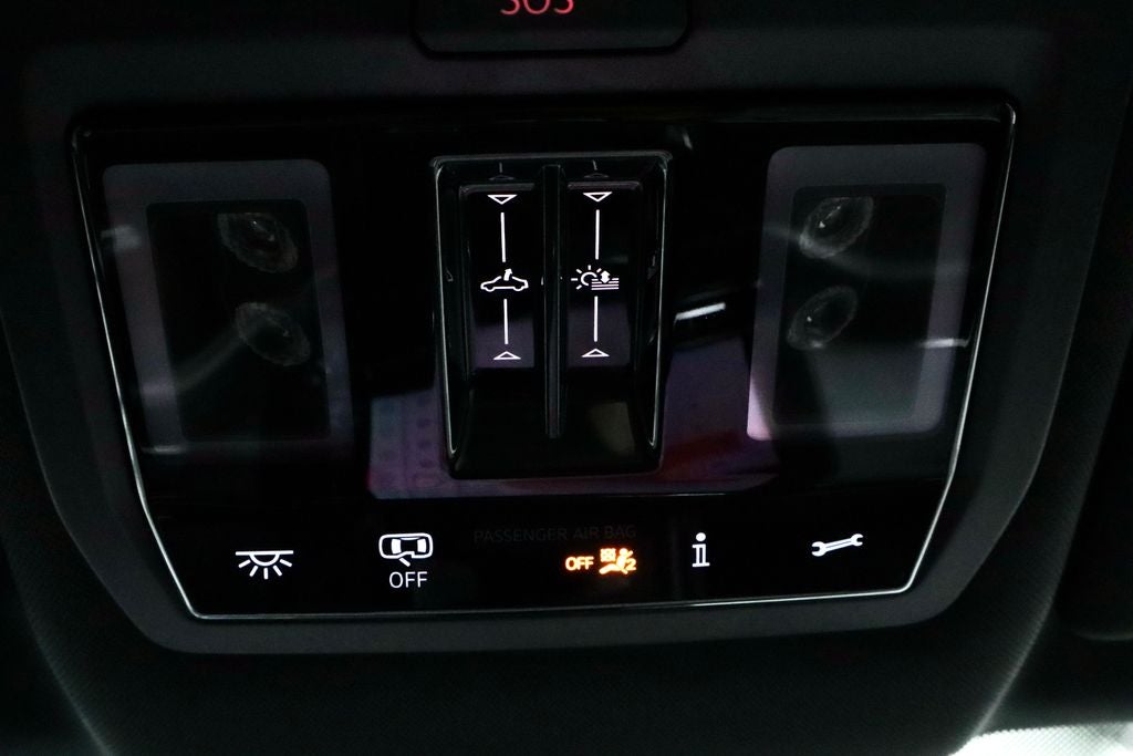 2025 Volkswagen Atlas Cross Sport 2.0T SEL R-Line Black 4MOTION