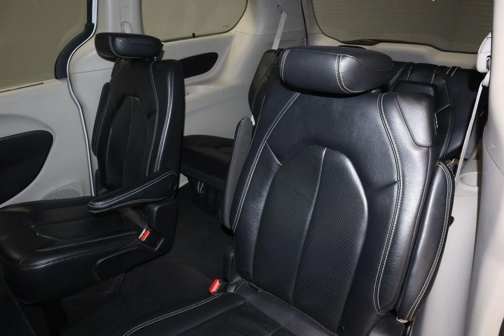 2022 Chrysler Pacifica Touring L FWD