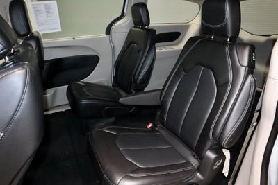 2023 Chrysler Pacifica Touring L FWD