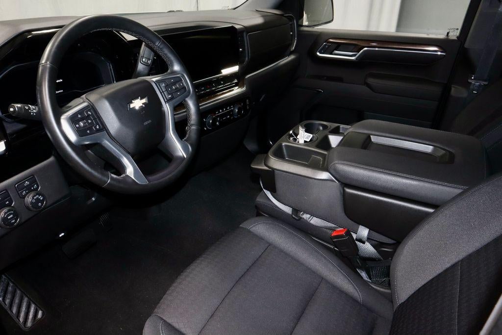 2023 Chevrolet Silverado 1500 Crew Cab Short Box 4-Wheel Drive LT 2FL