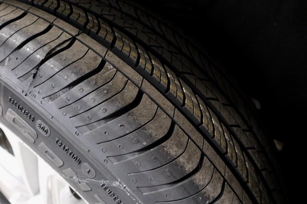 2023 GMC Terrain FWD 4dr SLE