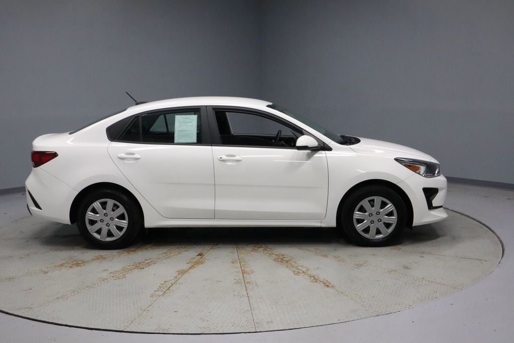 2023 Kia Rio LX IVT