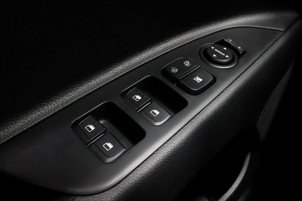 2023 Kia Rio LX IVT
