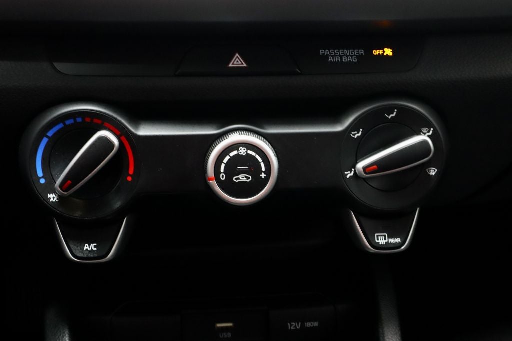 2023 Kia Rio LX IVT