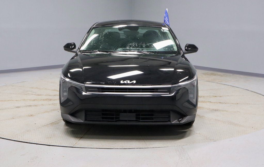 2025 Kia K4 LXS FWD