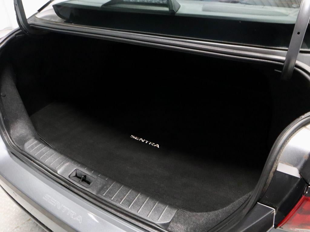 2023 Nissan Sentra SR CVT