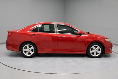 2012 Toyota Camry 4dr Sdn I4 Auto SE (Natl)