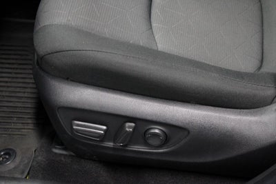2022 Toyota RAV4 Hybrid XLE AWD (Natl)