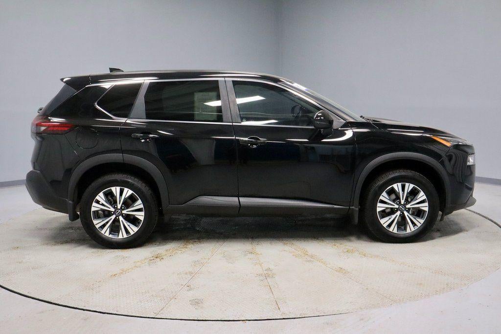 2022 Nissan Rogue AWD SV