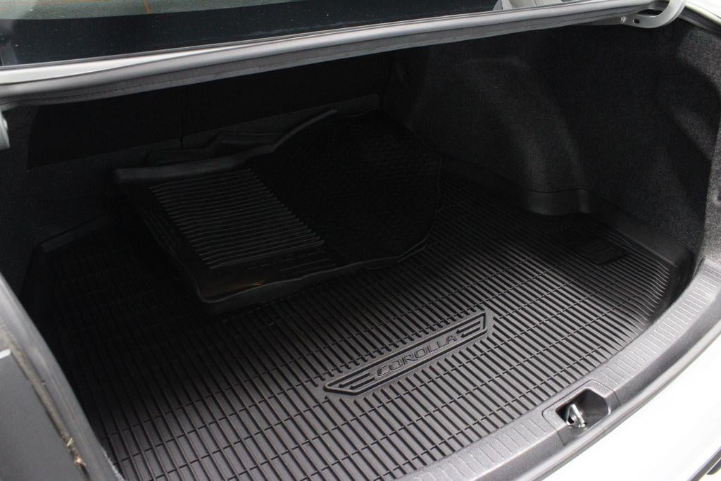 2025 Toyota Corolla SE CVT (Natl)