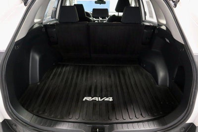 2019 Toyota RAV4 LE AWD (Natl)
