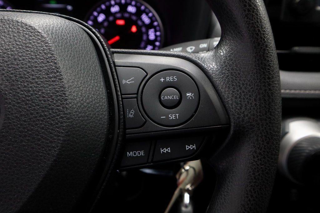 2019 Toyota RAV4 LE AWD (Natl)