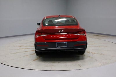 2024 Hyundai ELANTRA SEL IVT
