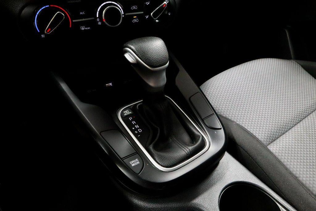 2024 Kia Soul LX IVT