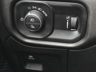 2021 RAM 1500 Big Horn 4x4 Quad Cab 6'4" Box