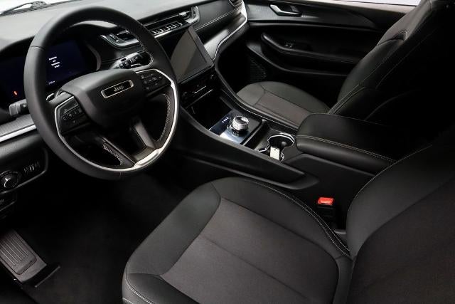 2024 Jeep Grand Cherokee L Laredo