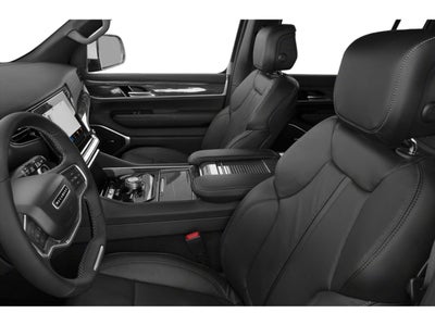 2023 Jeep Wagoneer Base