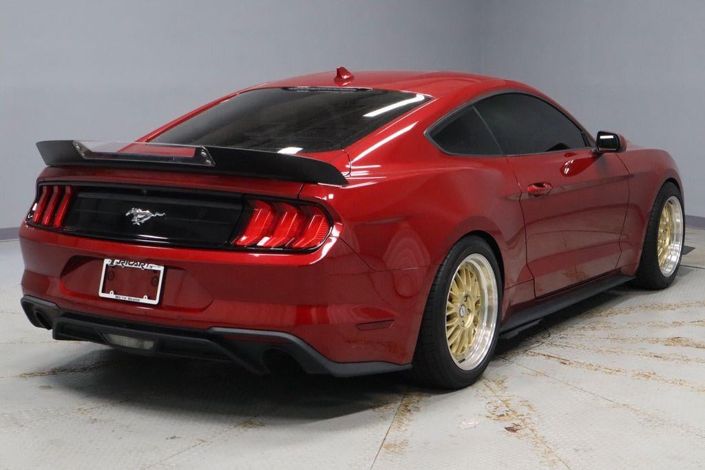 2021 Ford Mustang EcoBoost