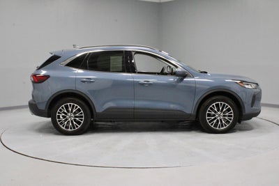 2023 Ford Escape Base