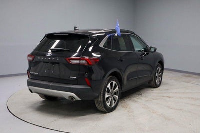 2025 Ford Escape Platinum