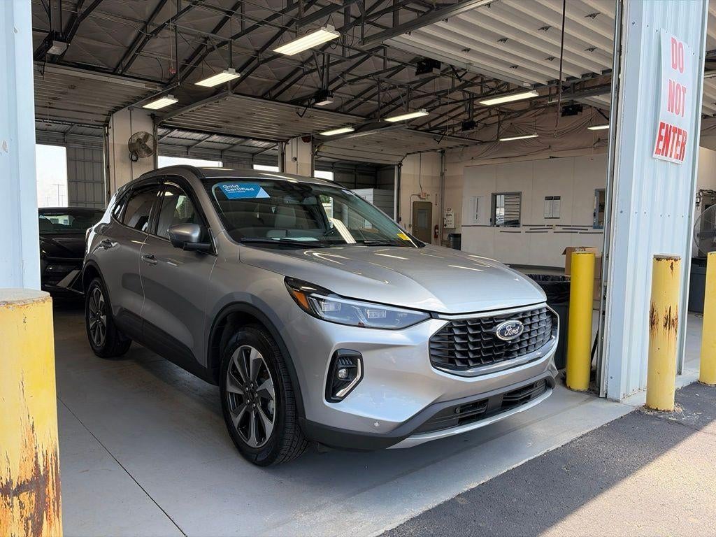2023 Ford Escape Platinum