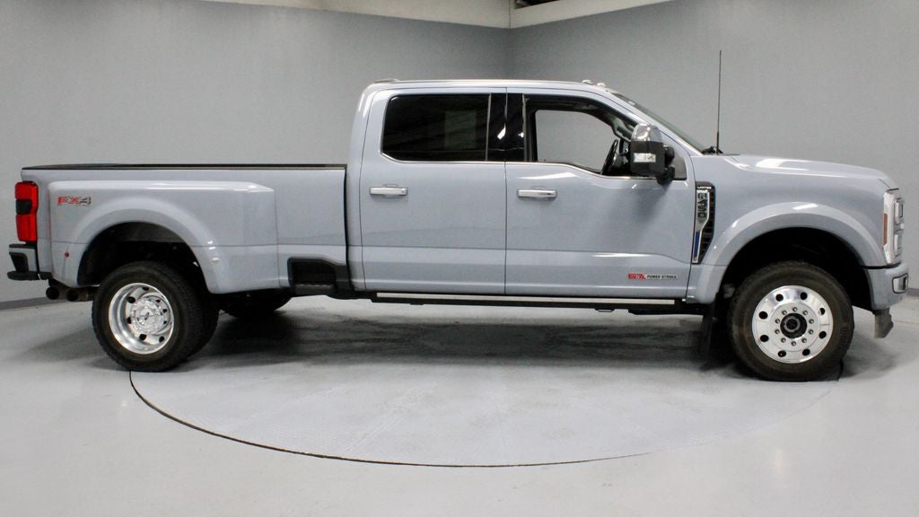 2024 Ford Super Duty F-450 DRW Limited