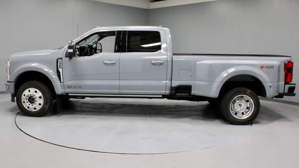 2024 Ford Super Duty F-450 DRW Limited