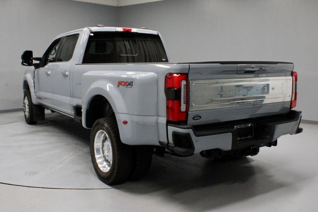2024 Ford Super Duty F-450 DRW Limited