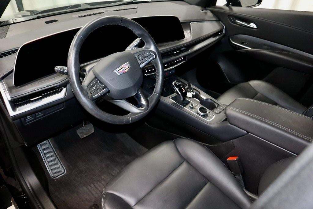 2025 Cadillac XT4 Premium Luxury