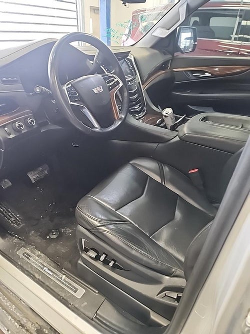2017 Cadillac Escalade ESV Luxury