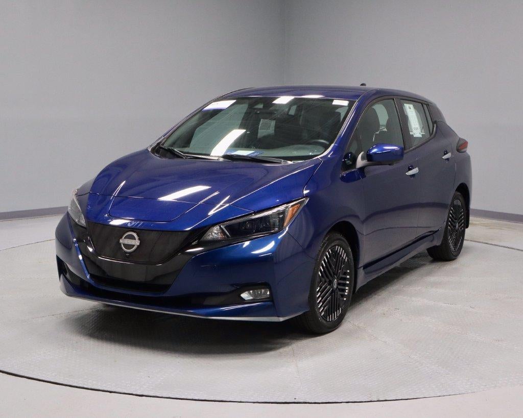 2025 Nissan LEAF SV Plus