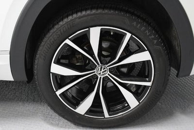 2024 Volkswagen Atlas Cross Sport 2.0T SEL Premium R-Line