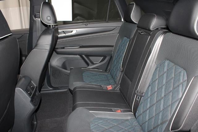 2024 Volkswagen Atlas Cross Sport 2.0T SEL Premium R-Line