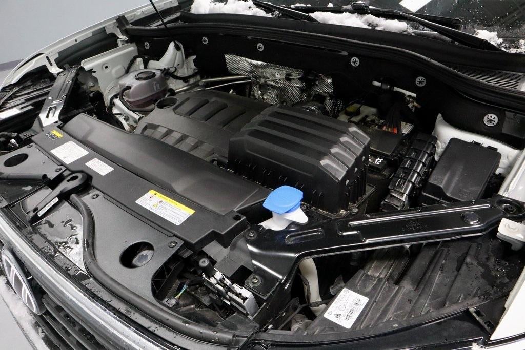 2025 Volkswagen Atlas Cross Sport 2.0T SE w/Technology