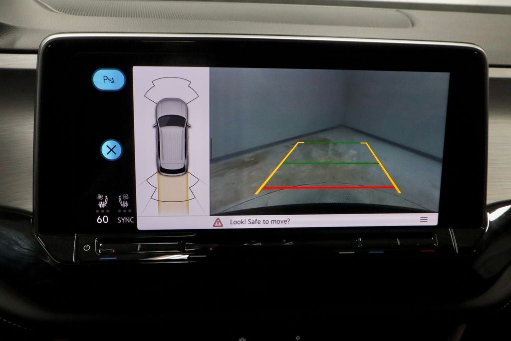 2025 Volkswagen Atlas Cross Sport 2.0T SE w/Technology