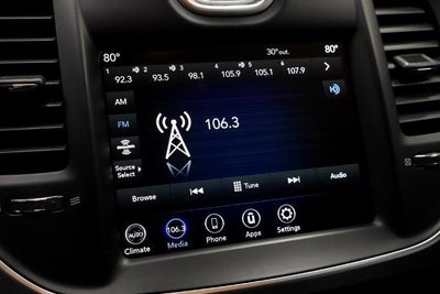 2022 Chrysler 300 Touring